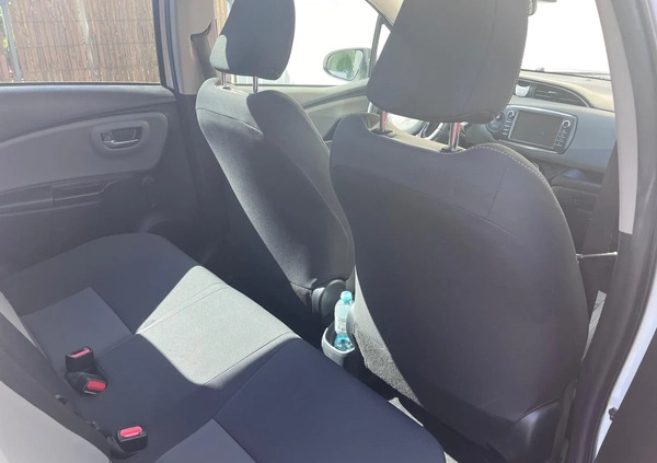 Toyota Yaris cena 46500 przebieg: 65660, rok produkcji 2018 z Wieliczka małe 29
